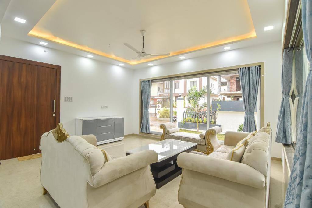 Royal Paradise Villa Lonavala Εξωτερικό φωτογραφία