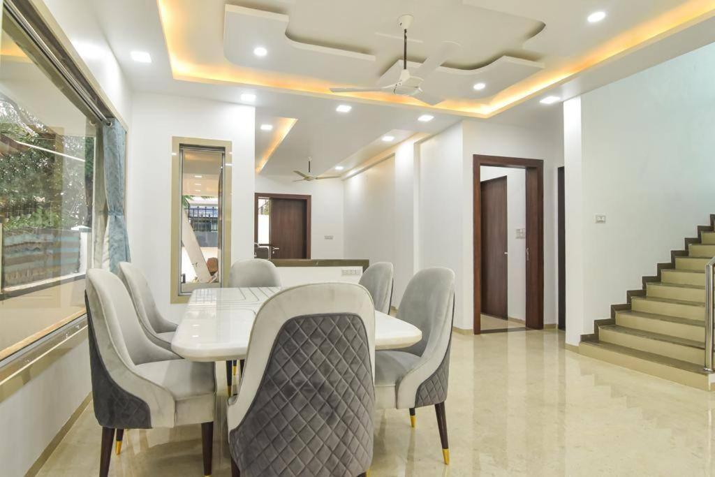 Royal Paradise Villa Lonavala Εξωτερικό φωτογραφία